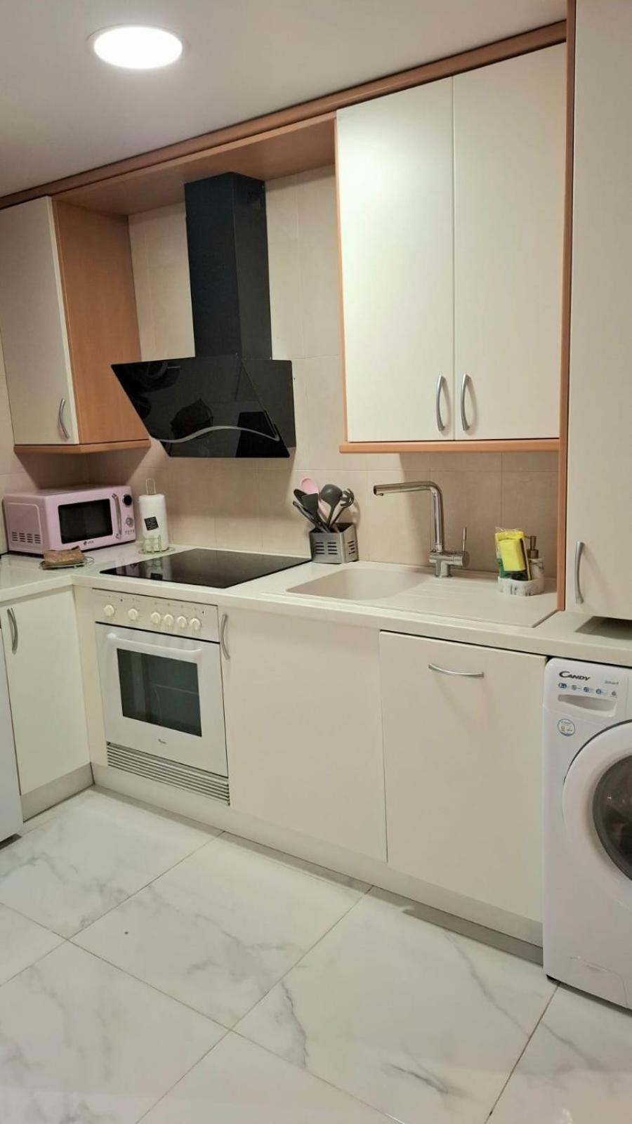 Moderno Apartamento Con Garaje Privado En El Centro De Vigo Kültér fotó