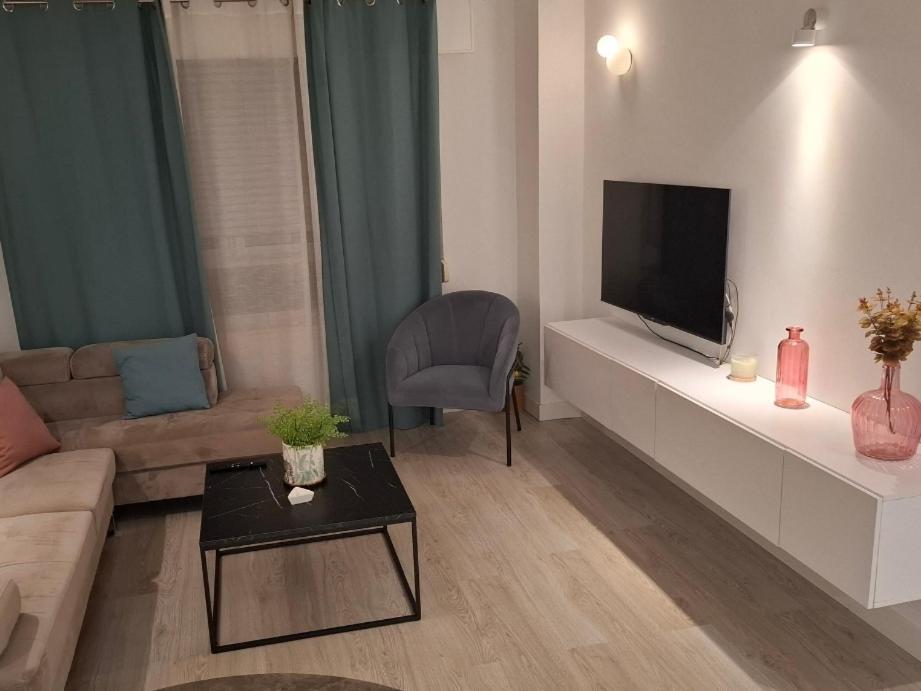Moderno Apartamento Con Garaje Privado En El Centro De Vigo Szoba fotó