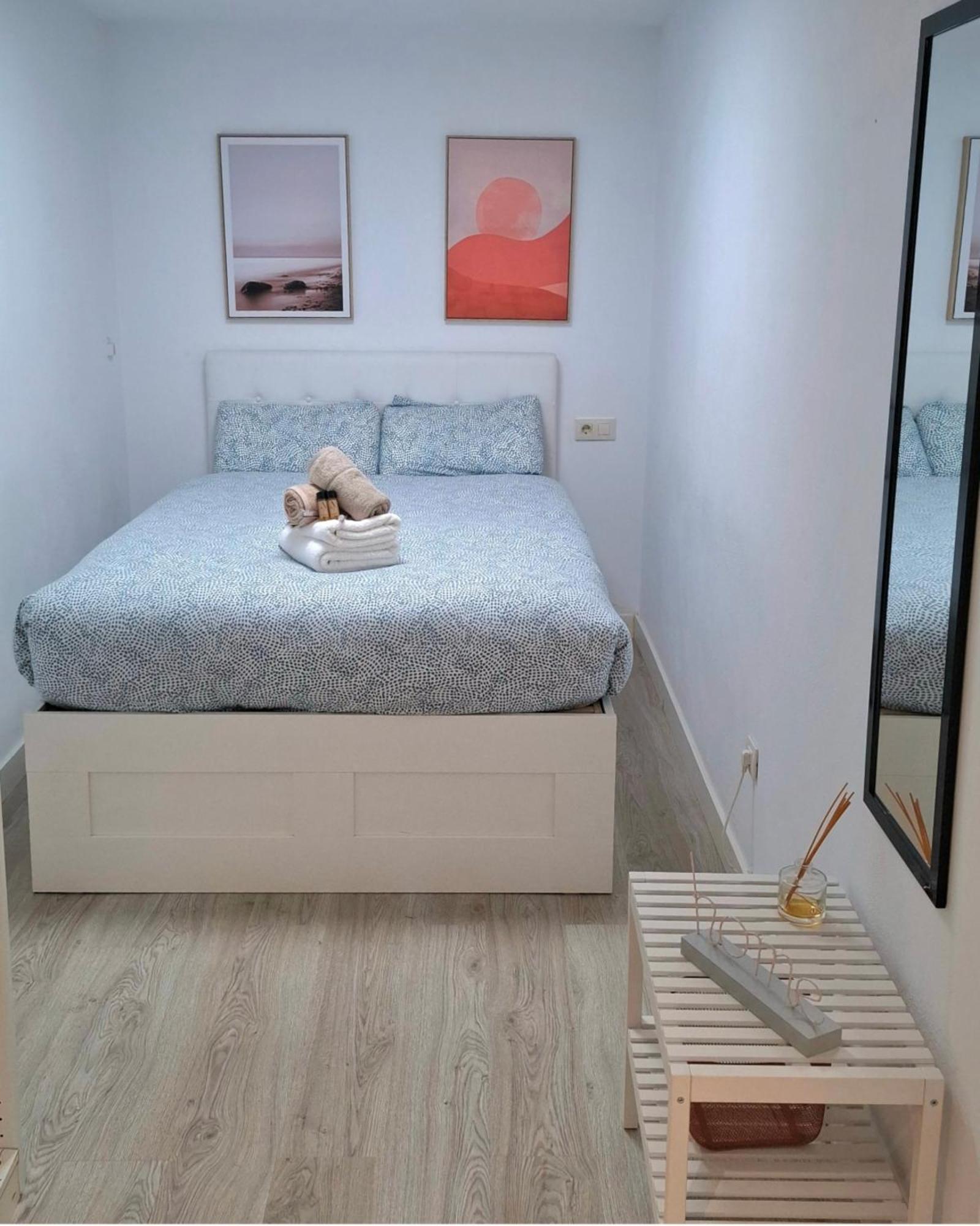 Moderno Apartamento Con Garaje Privado En El Centro De Vigo Kültér fotó